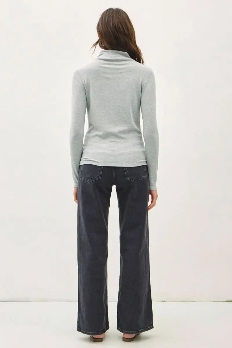 Be Cool Mock Neck Long Sleeve T-Shirt - Love Salve